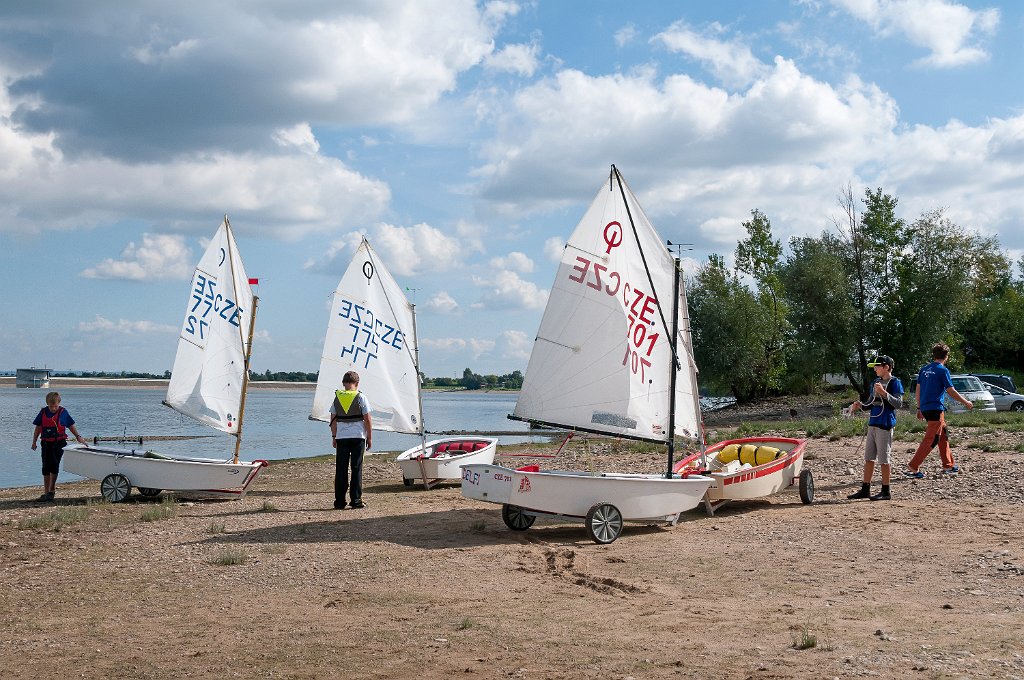 D2013-027-047u.jpg