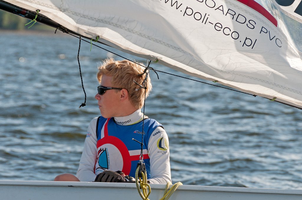 D2013-027-275u.jpg