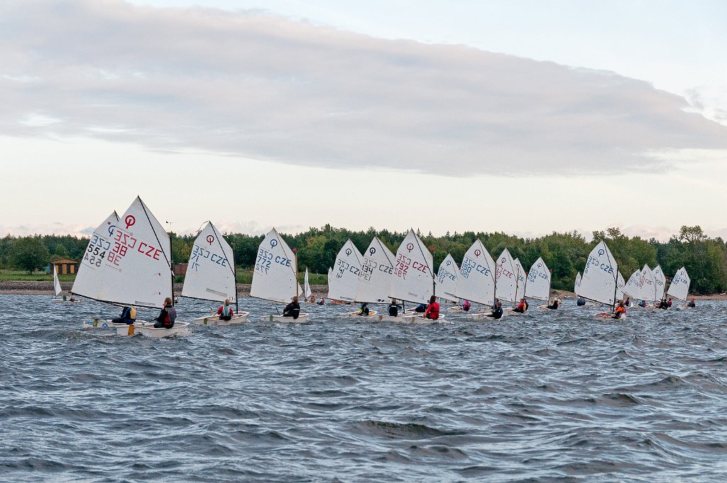 D2013-027-402u.jpg