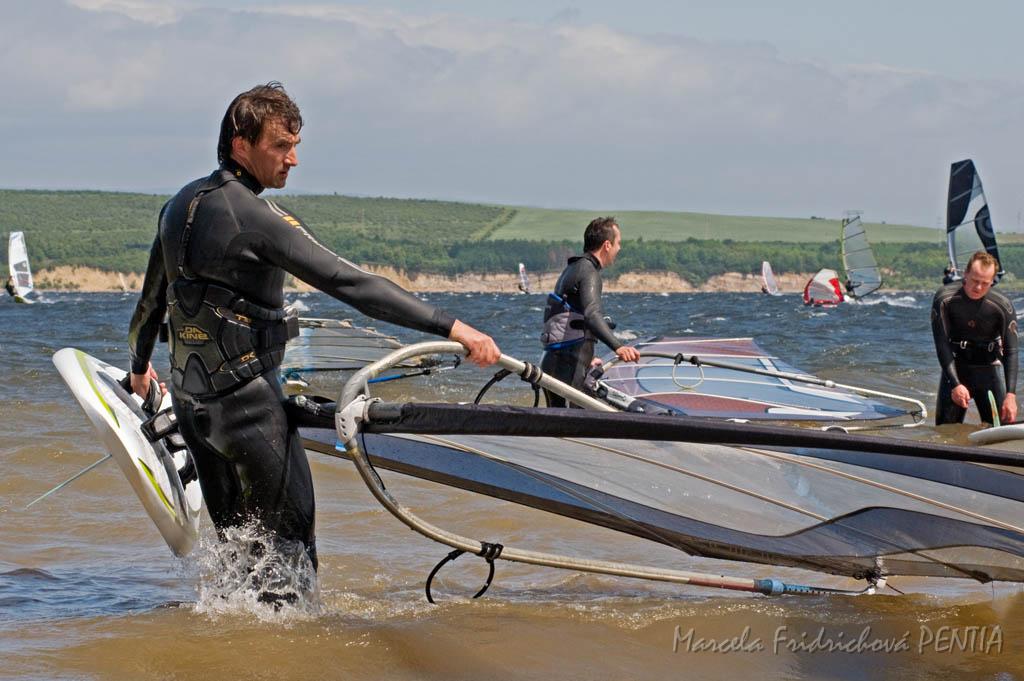 D2009-015-050.jpg