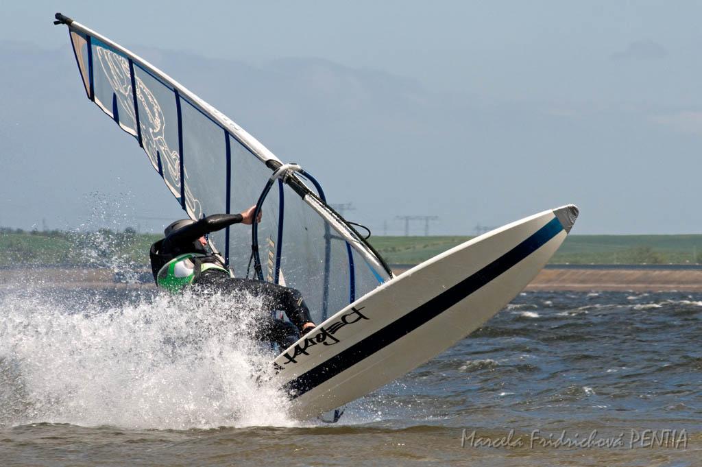 D2009-015-058.jpg
