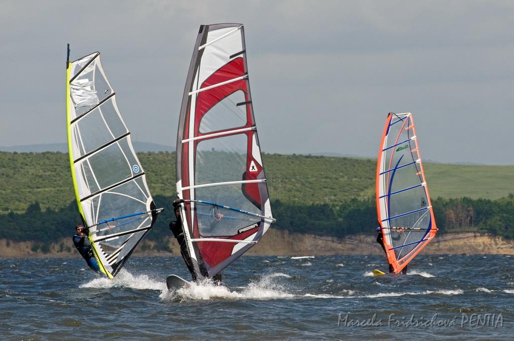 D2009-015-195u.jpg