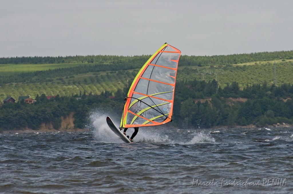 D2009-015-203u.jpg