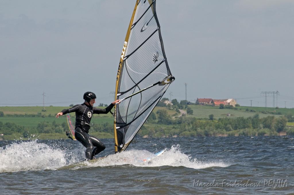 D2009-015-290u.jpg