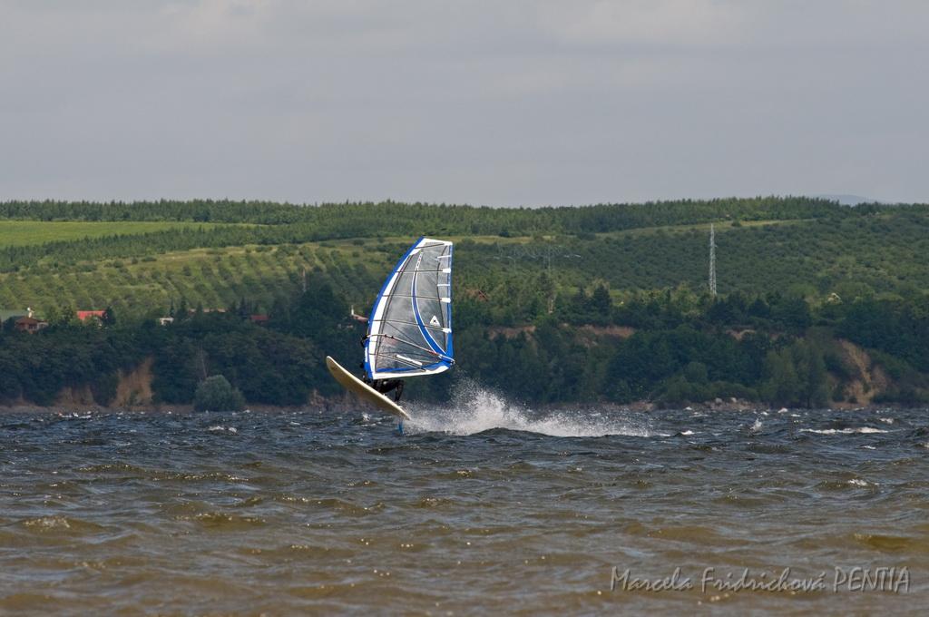 D2009-015-344u.jpg