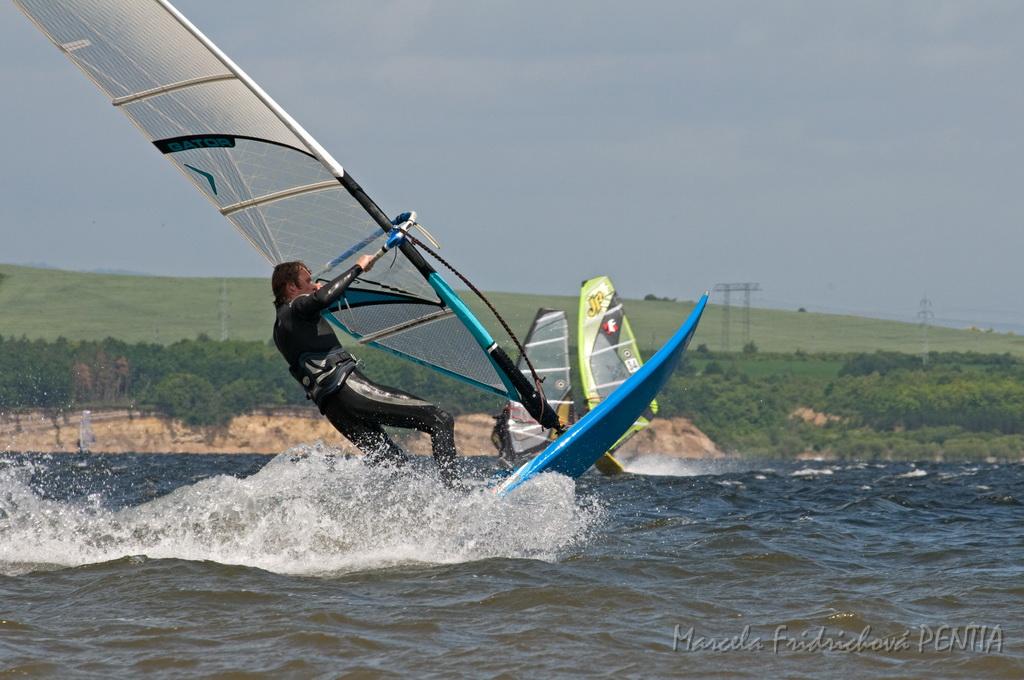 D2009-015-411u.jpg