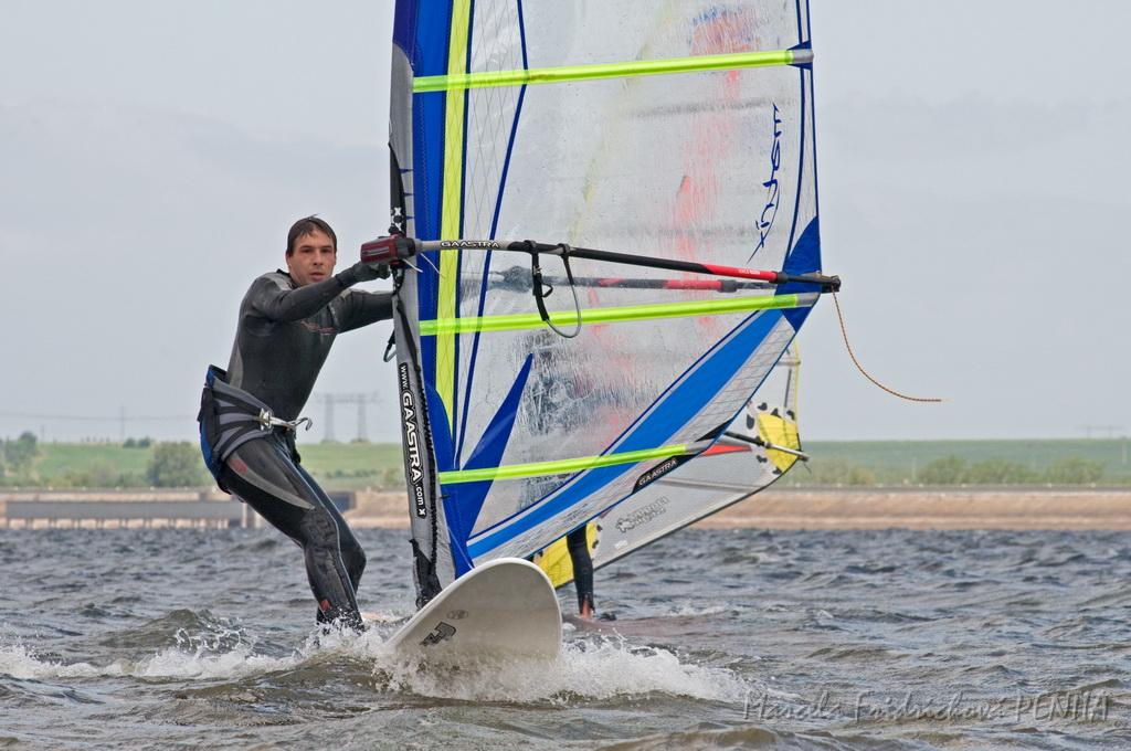 D2009-015-423u.jpg