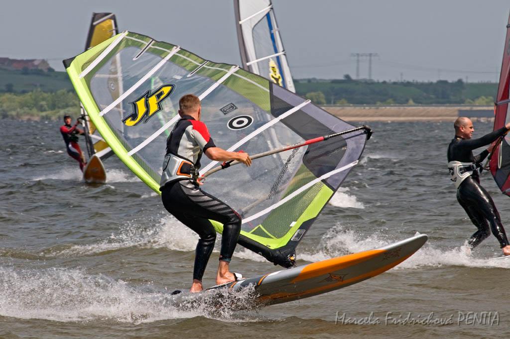 D2009-015-533.jpg