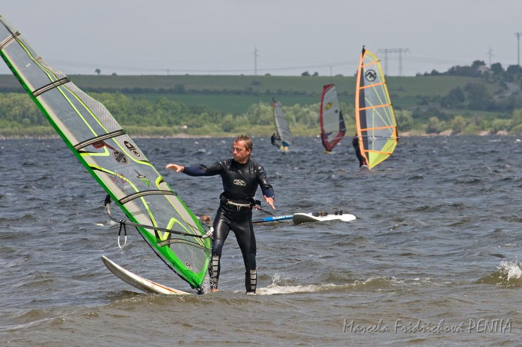 D2009-015-544u.jpg