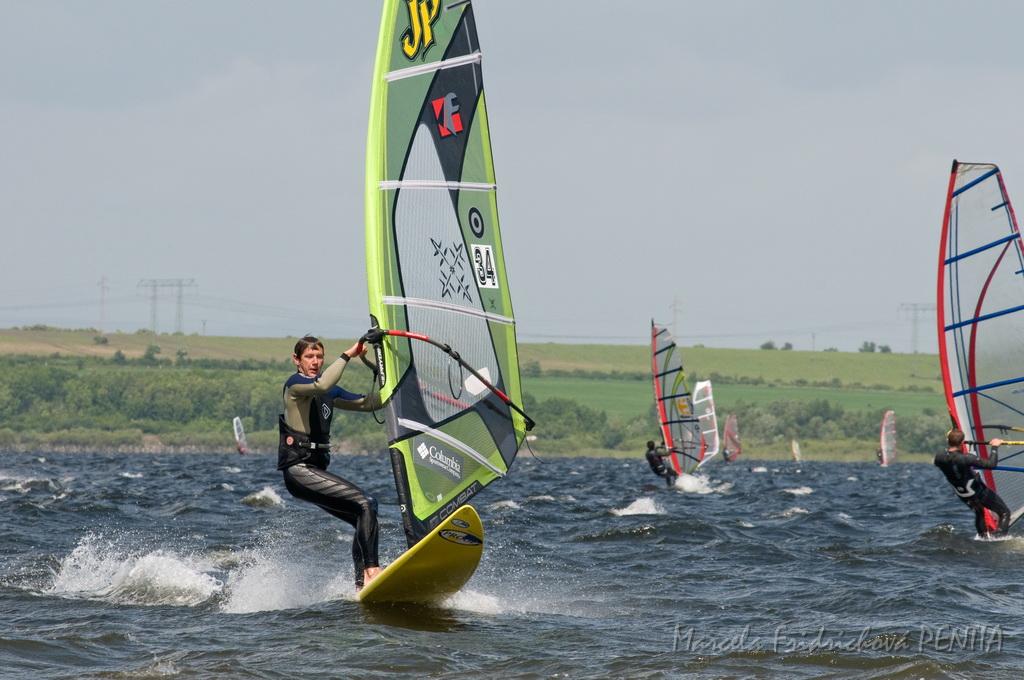 D2009-015-571u.jpg