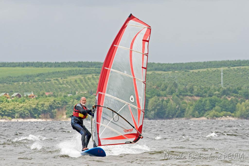D2009-015-771.jpg