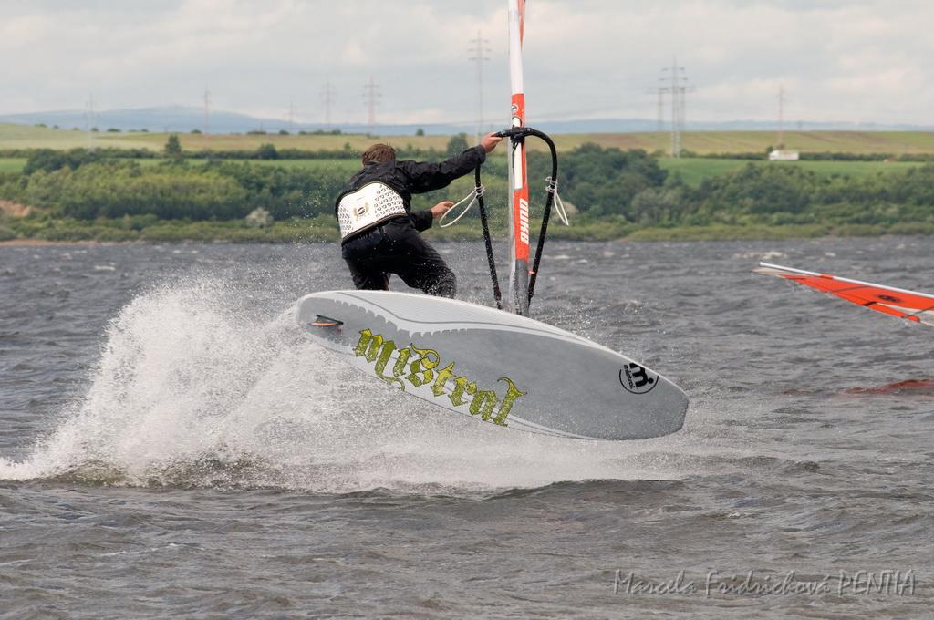 D2009-017-163u.jpg