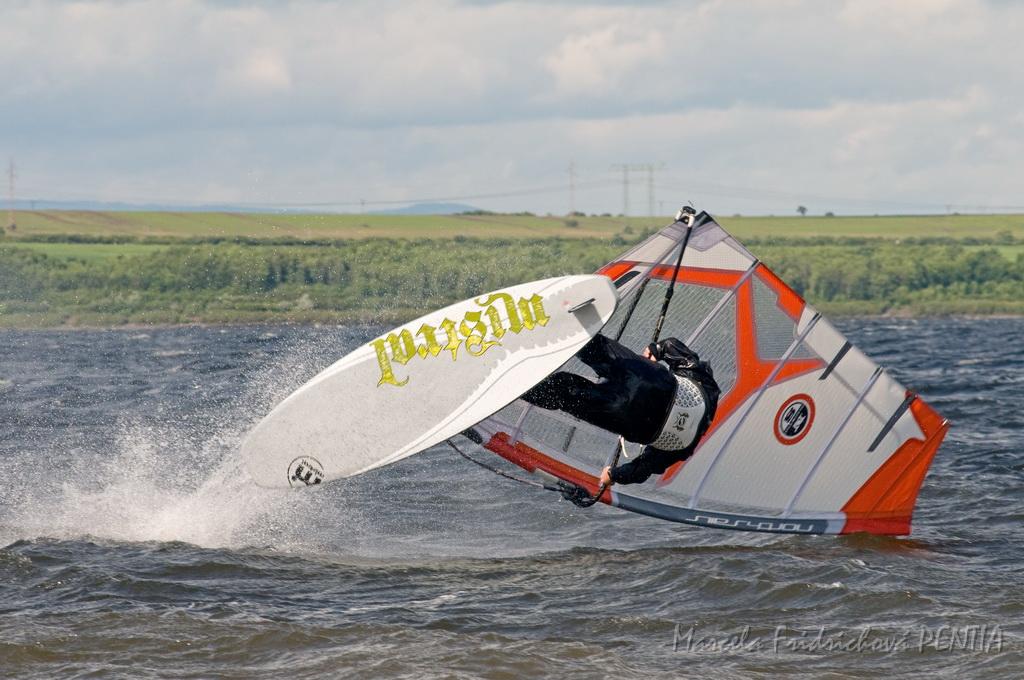 D2009-017-455u.jpg