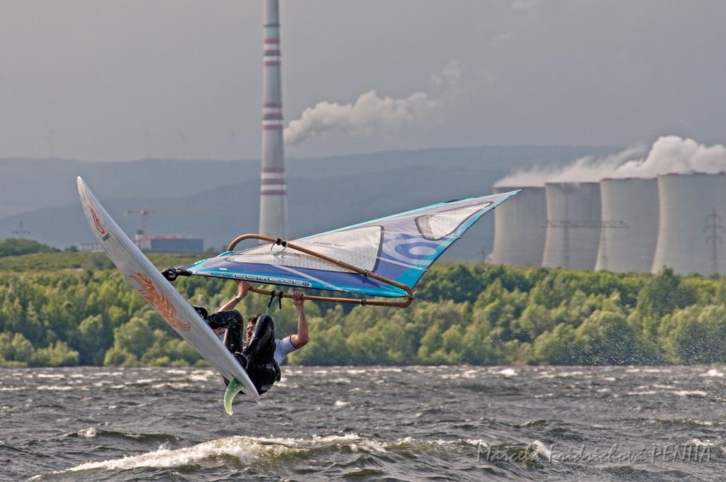 D2009-017-536u.jpg