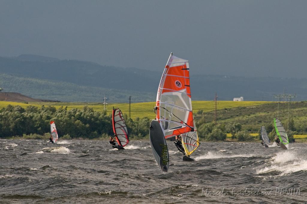 D2009-017-587u.jpg