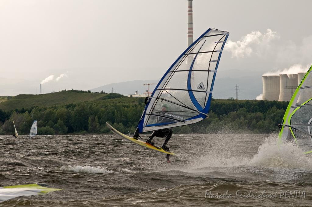 D2009-017-620u.jpg