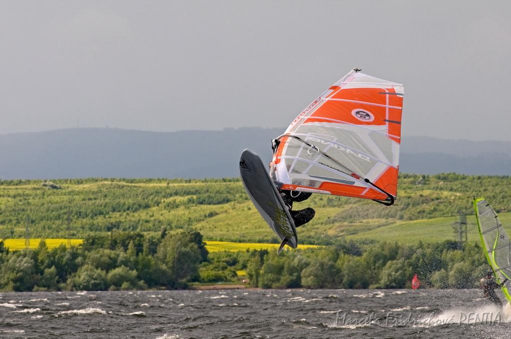 D2009-017-625u.jpg