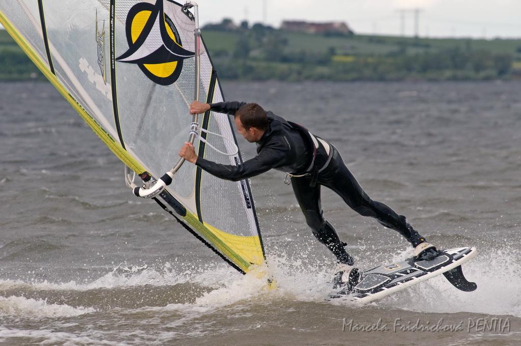 D2009-017-668u.jpg