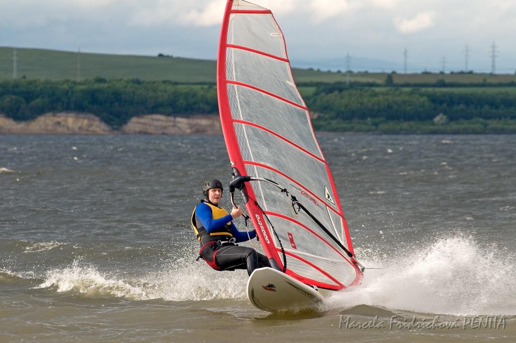 D2009-017-740u.jpg