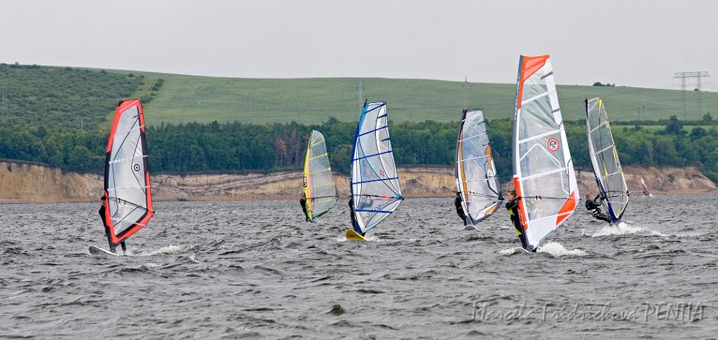 D2009-018-047u.jpg