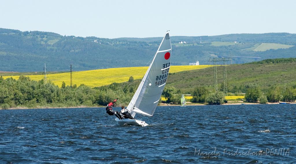 D2009-018-090u.jpg