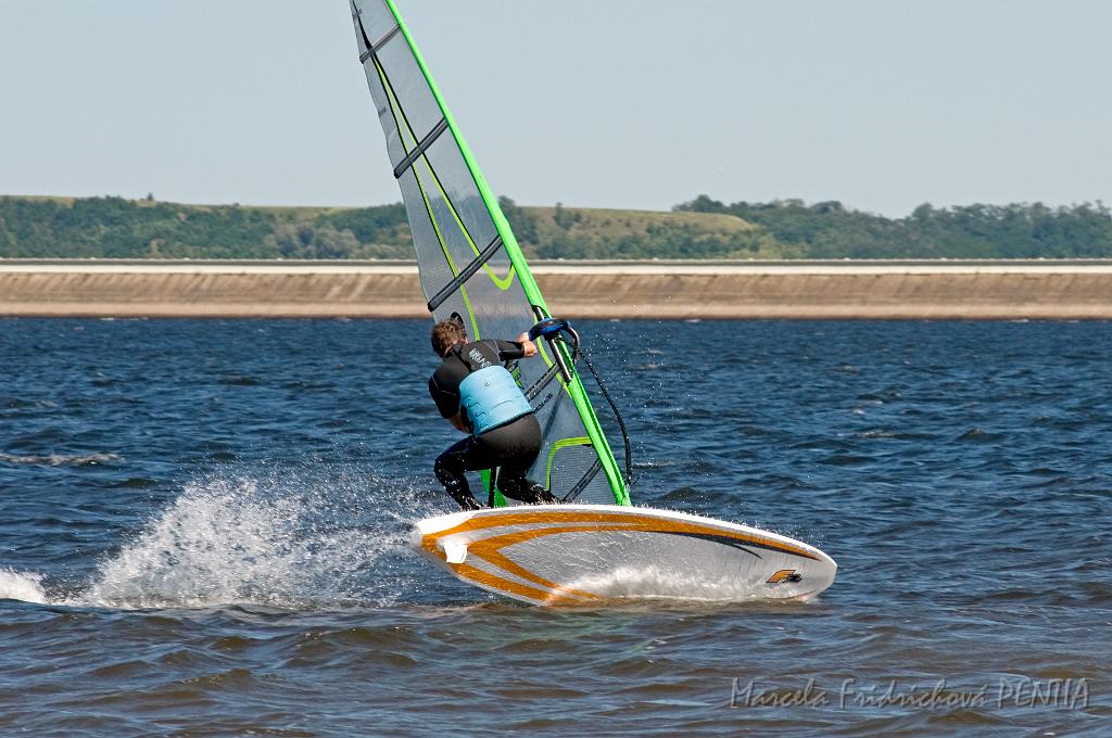 D2009-018-304u.jpg