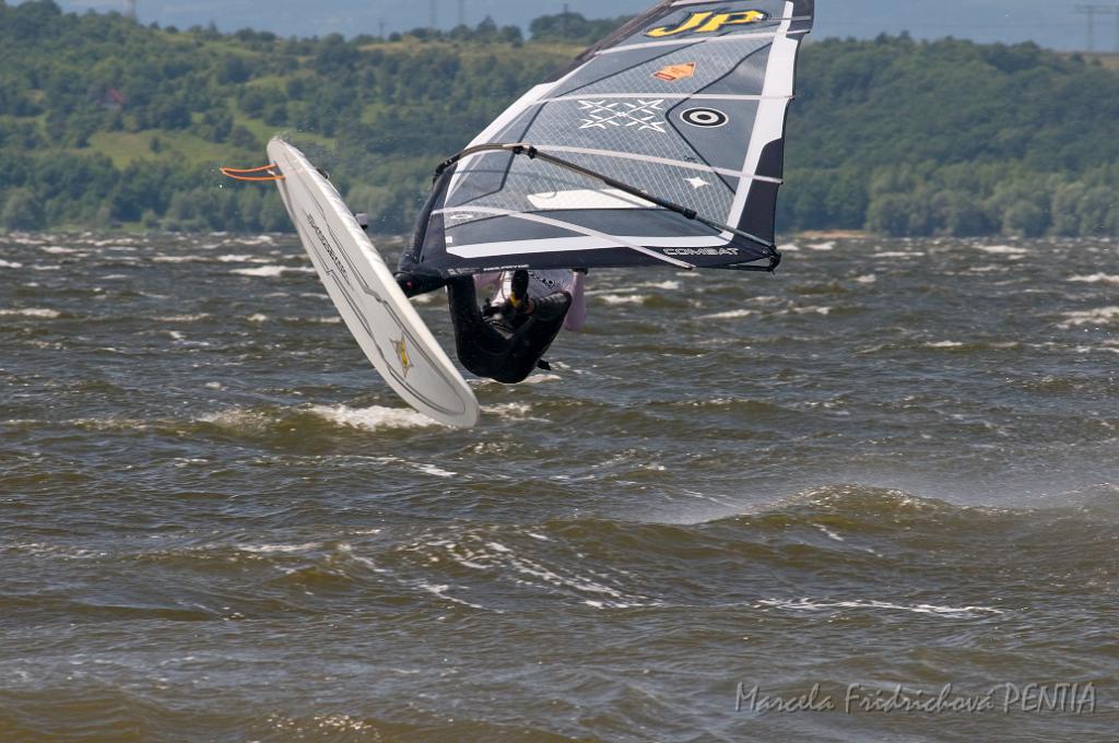 D2009-019-252u.jpg