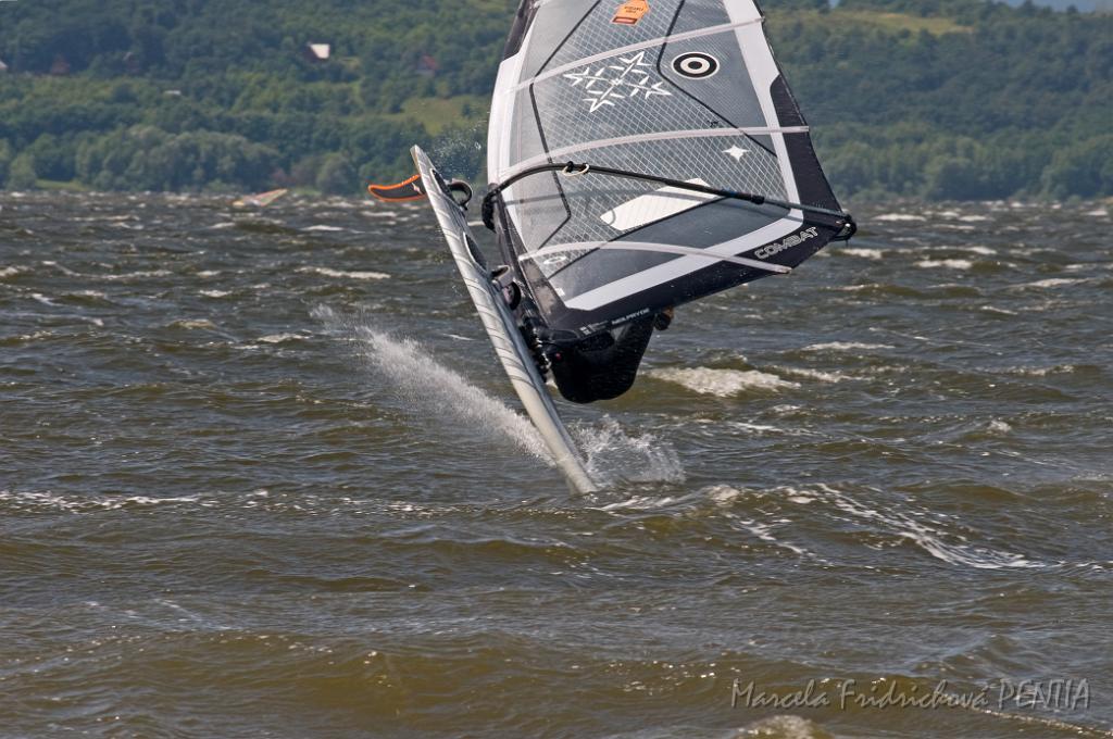 D2009-019-253u.jpg