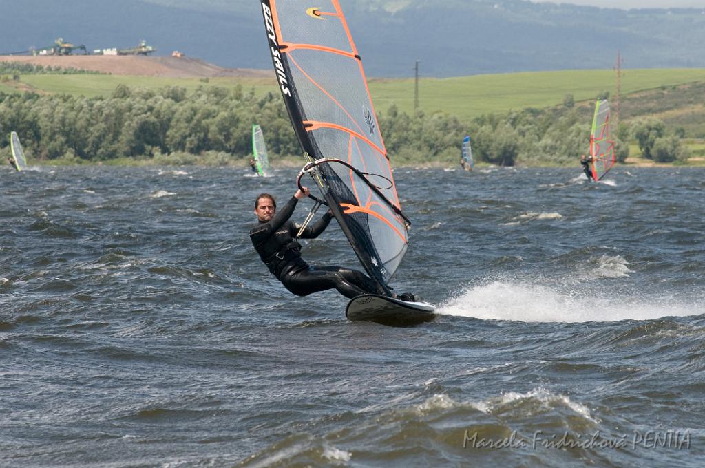 D2009-019-296u.jpg