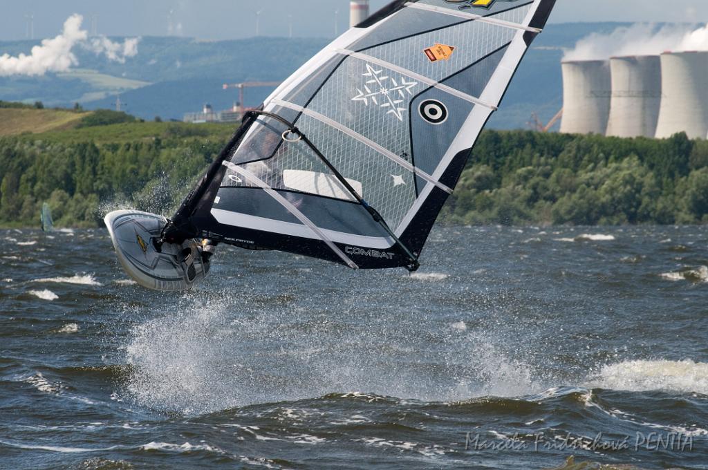 D2009-019-329u.jpg