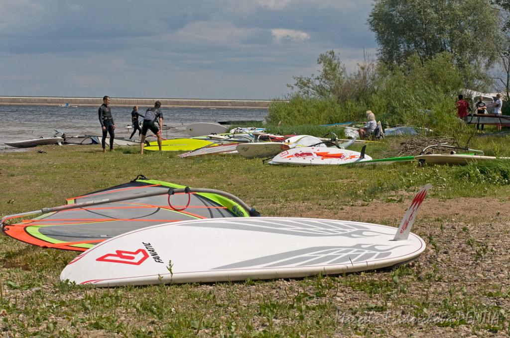 D2009-019-350u.jpg