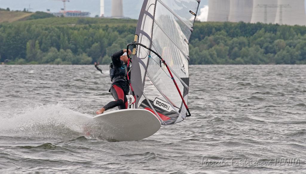 D2009-020-244u.jpg