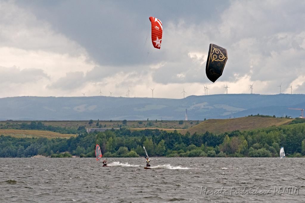 D2009-020-018u.jpg