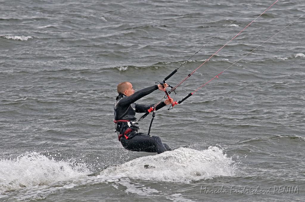 D2009-020-022u.jpg