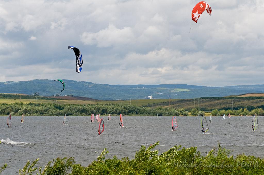 D2009-020-057u.jpg