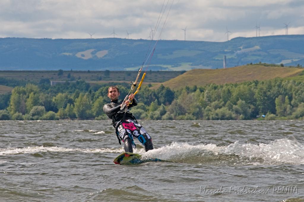 D2009-020-171u.jpg