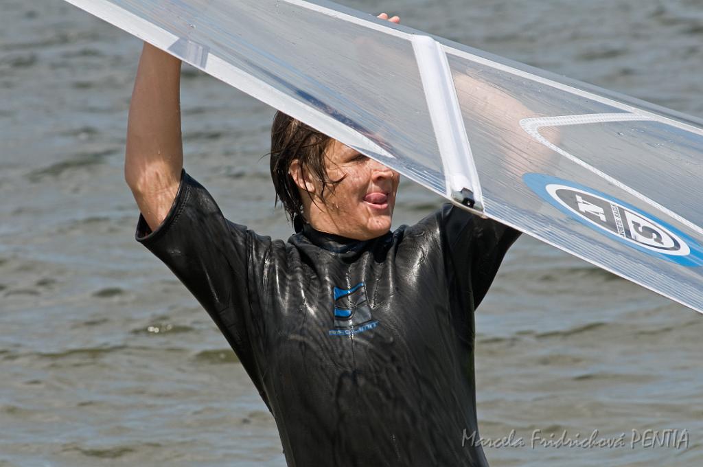 D2009-021-266u.jpg