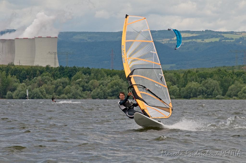 D2009-021-010u.jpg