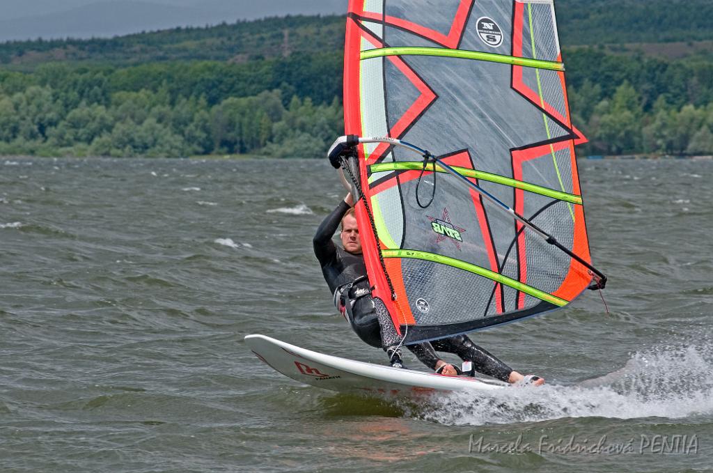 D2009-021-041u.jpg
