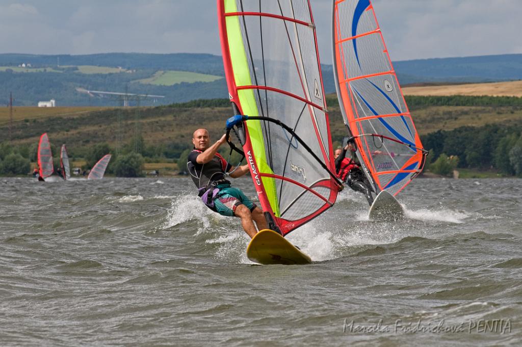 D2009-021-135u.jpg