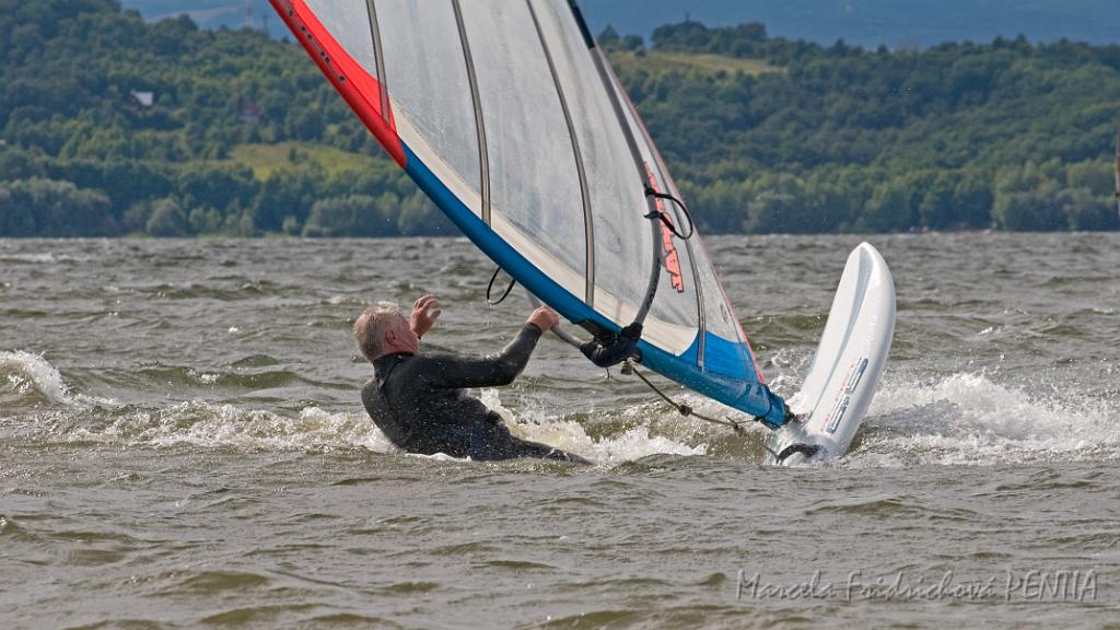 D2009-021-196u.jpg