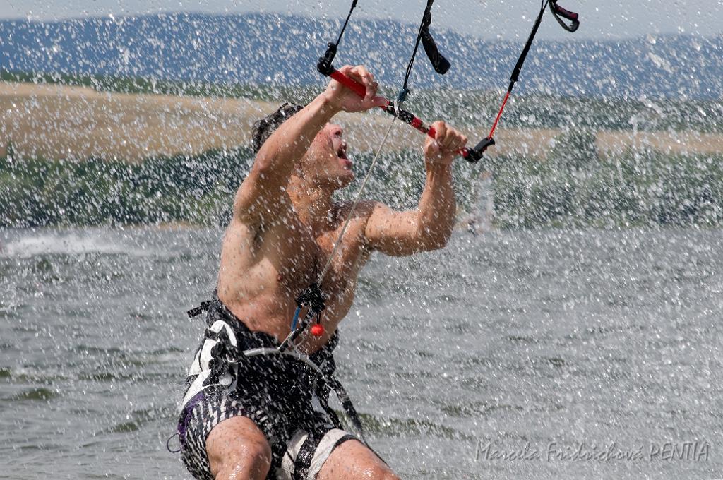 D2009-022-017u.jpg