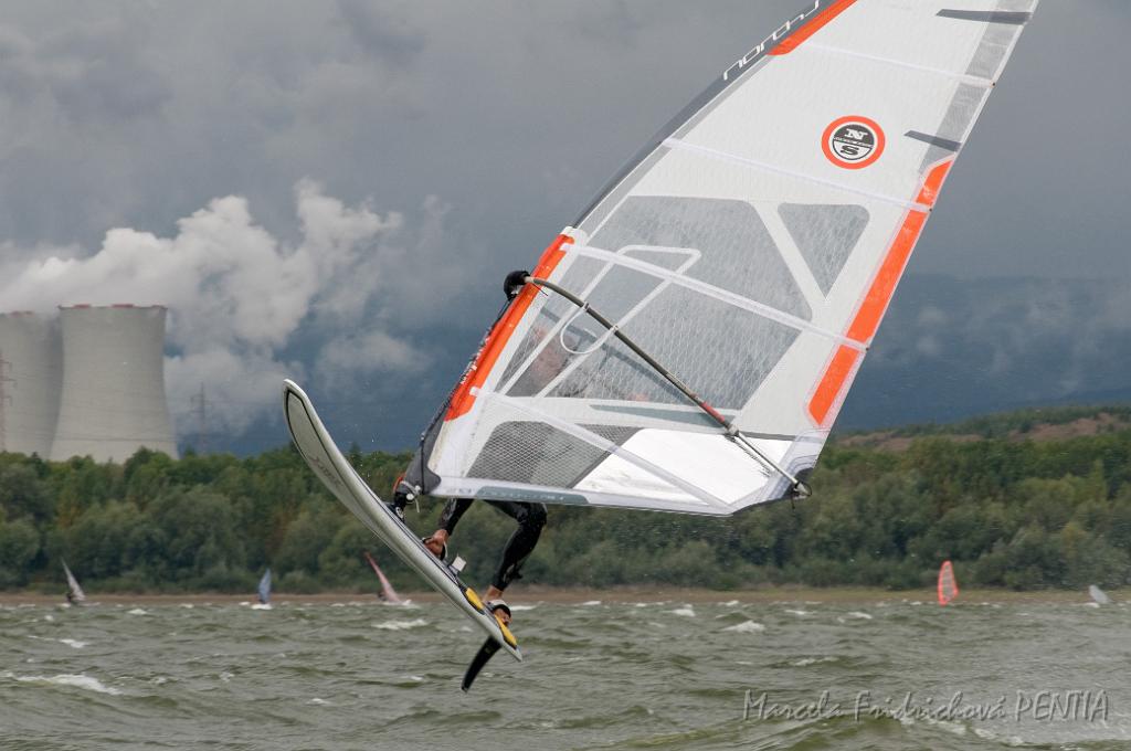 D2009-029-325u.jpg