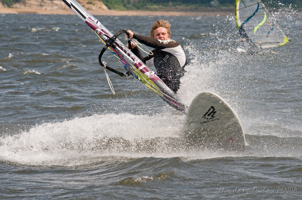 D2011-007-0325.jpg