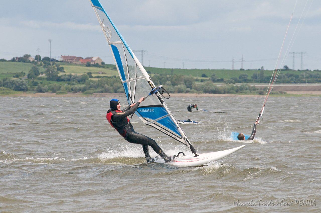D2011-007-0695.jpg
