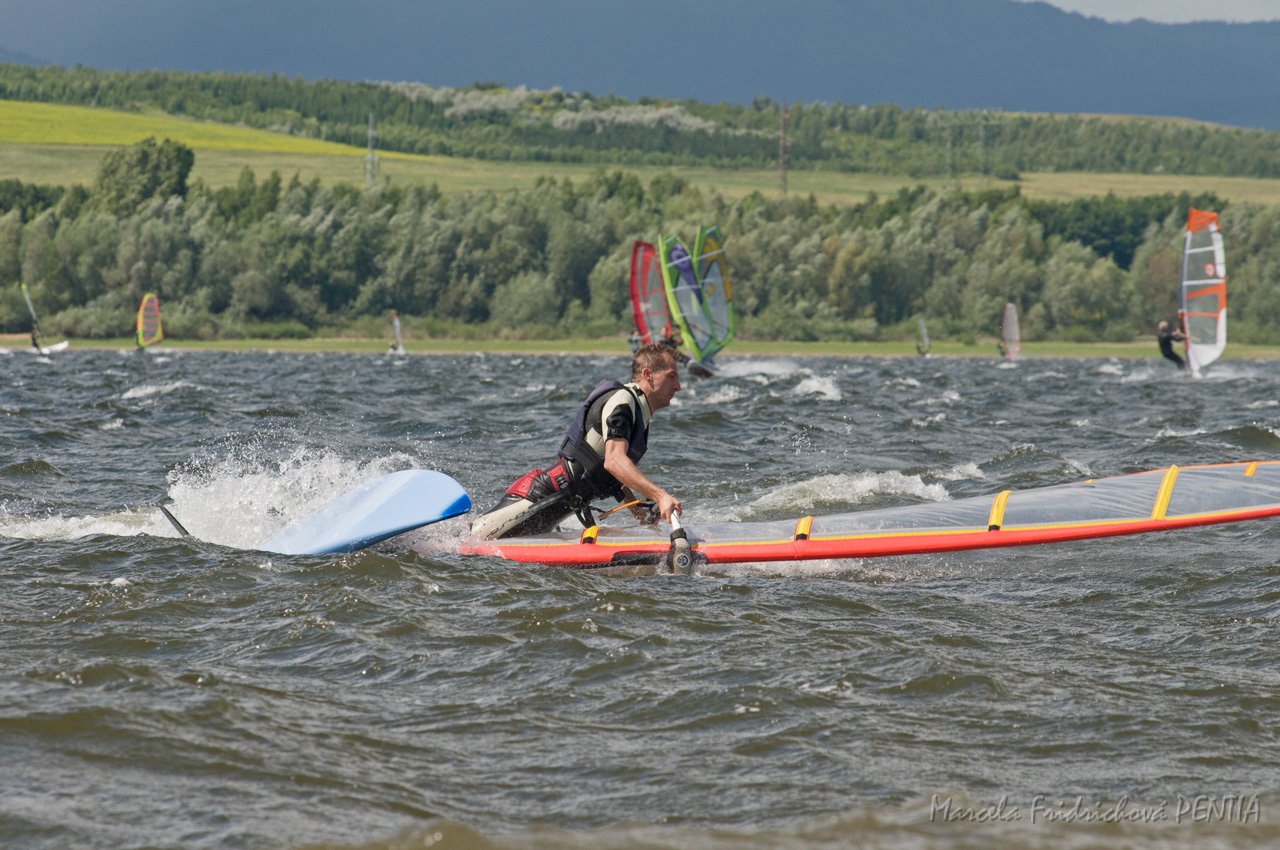 D2011-007-1069.jpg