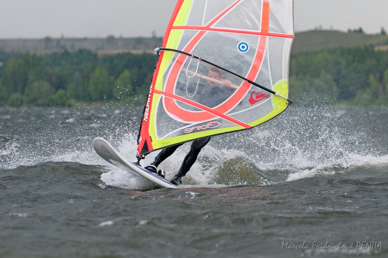 D2012-011-183u.jpg