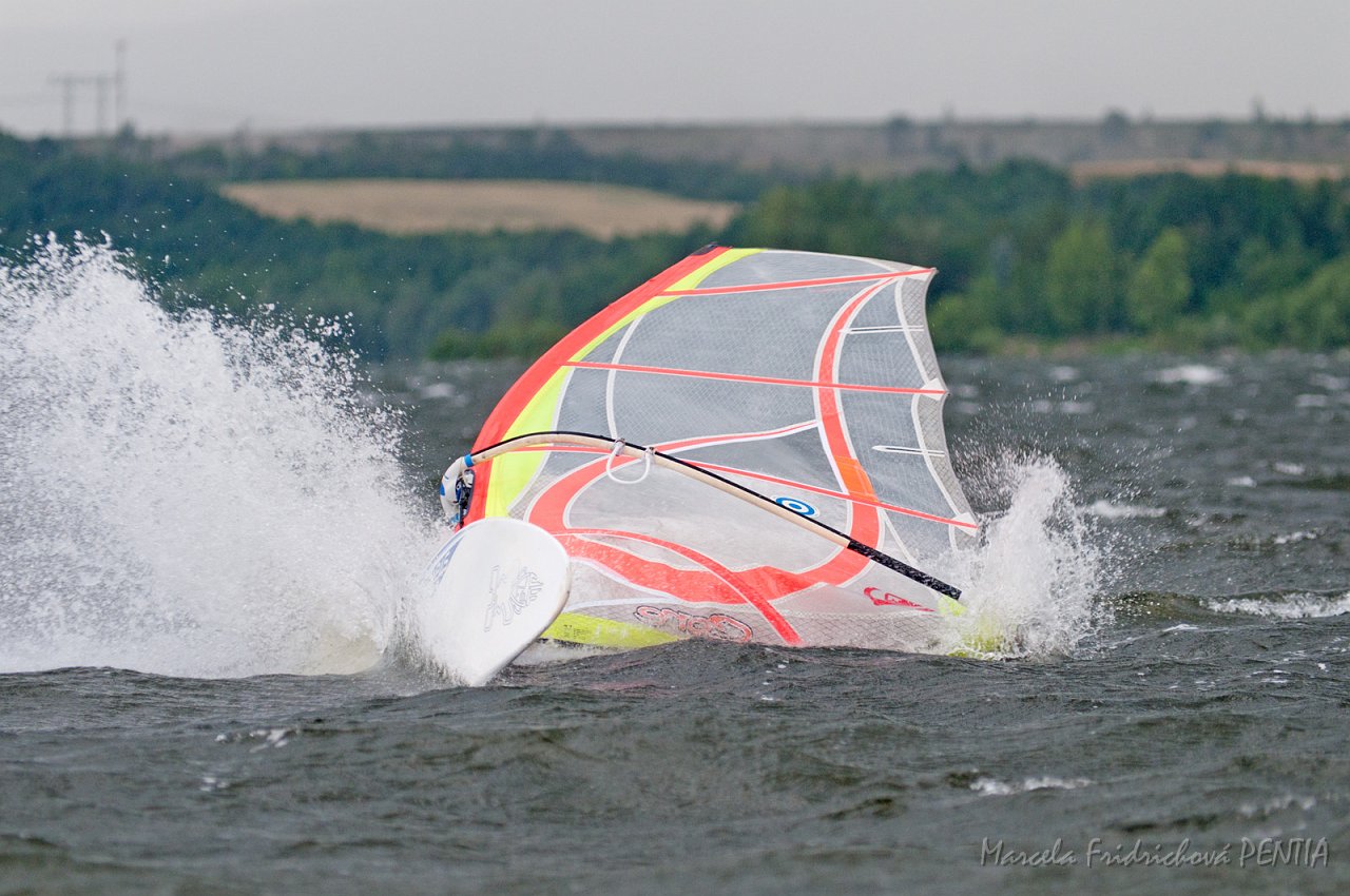 D2012-011-184u.jpg