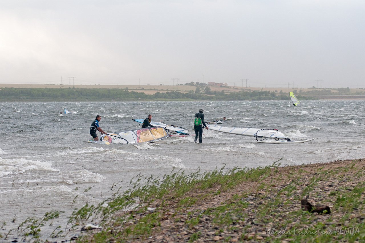 D2012-011-211u.jpg