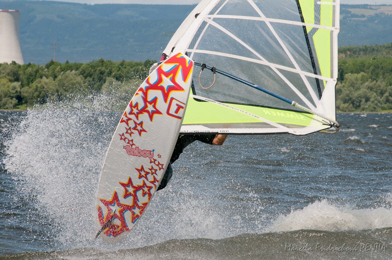 D2012-011-350u.jpg